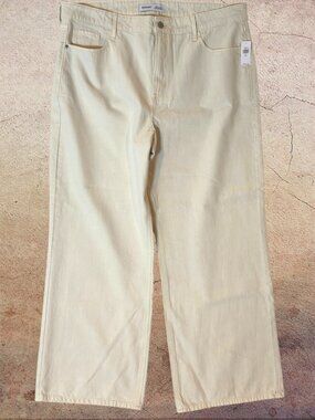 Old Navy Women’s 18 Tall Extra High-Rise Wide Leg Cream Denim Jeans Baggy